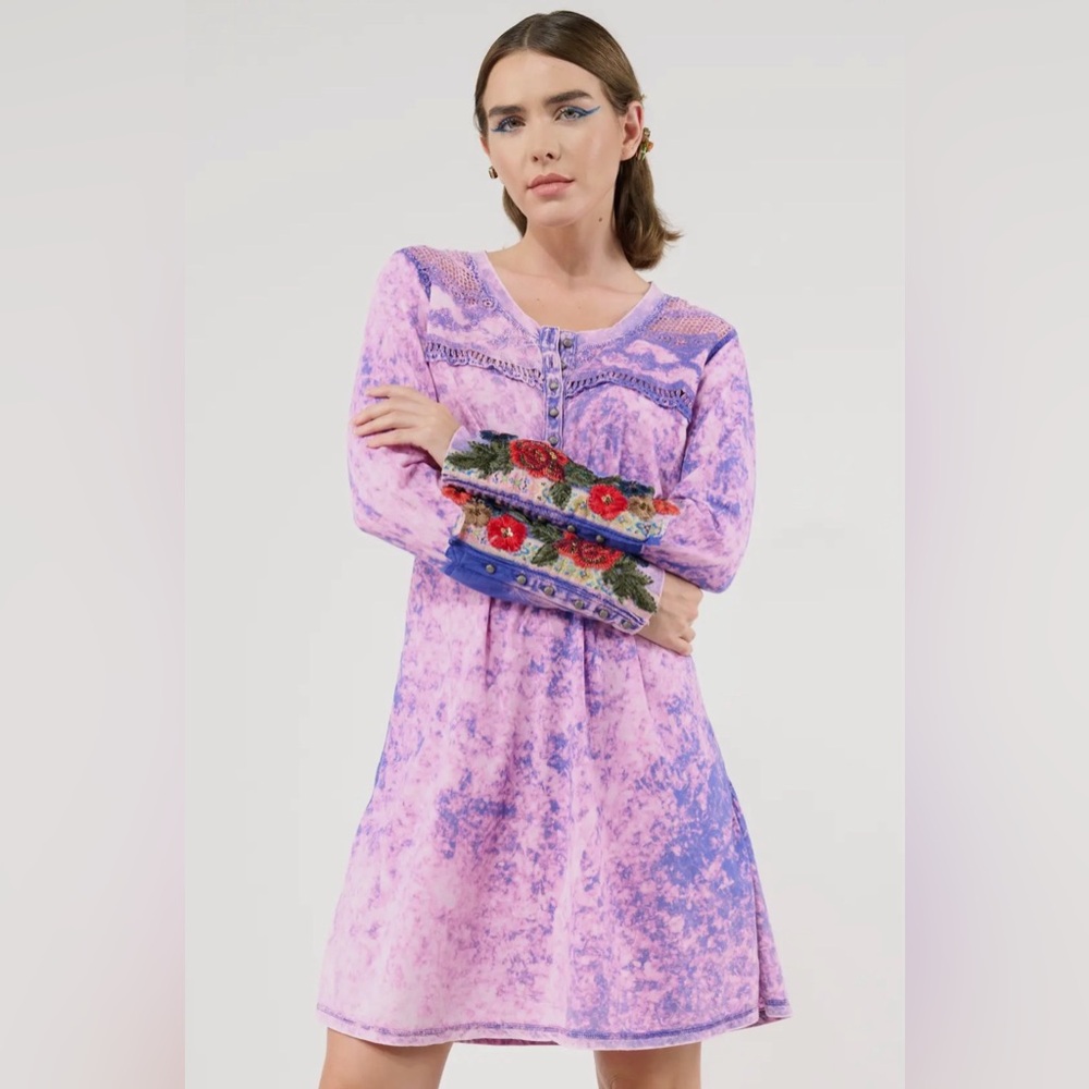 NWT‎ Aratta Under The Moonlight Tunic XL Clematis Blue
